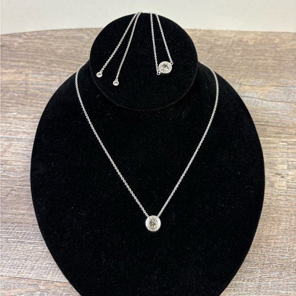 Coach Signature Open Circle Necklace F54514 - Picture 7 of 7